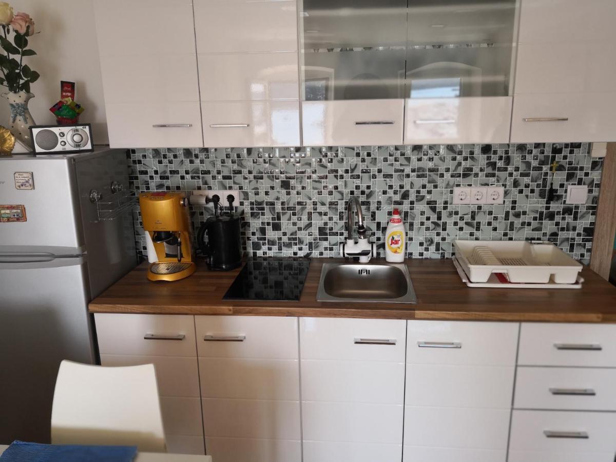 Apartman Speranza 로비니 외부 사진